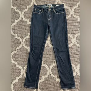 Bullhead Denim Co. Skinny (size 9) Regular Dark Wash Jeans